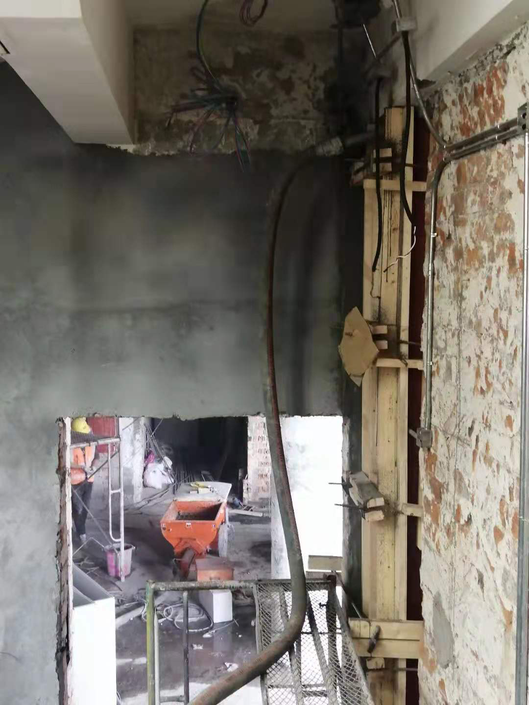 耐牛聚合物修补砂浆农村地面施工工艺